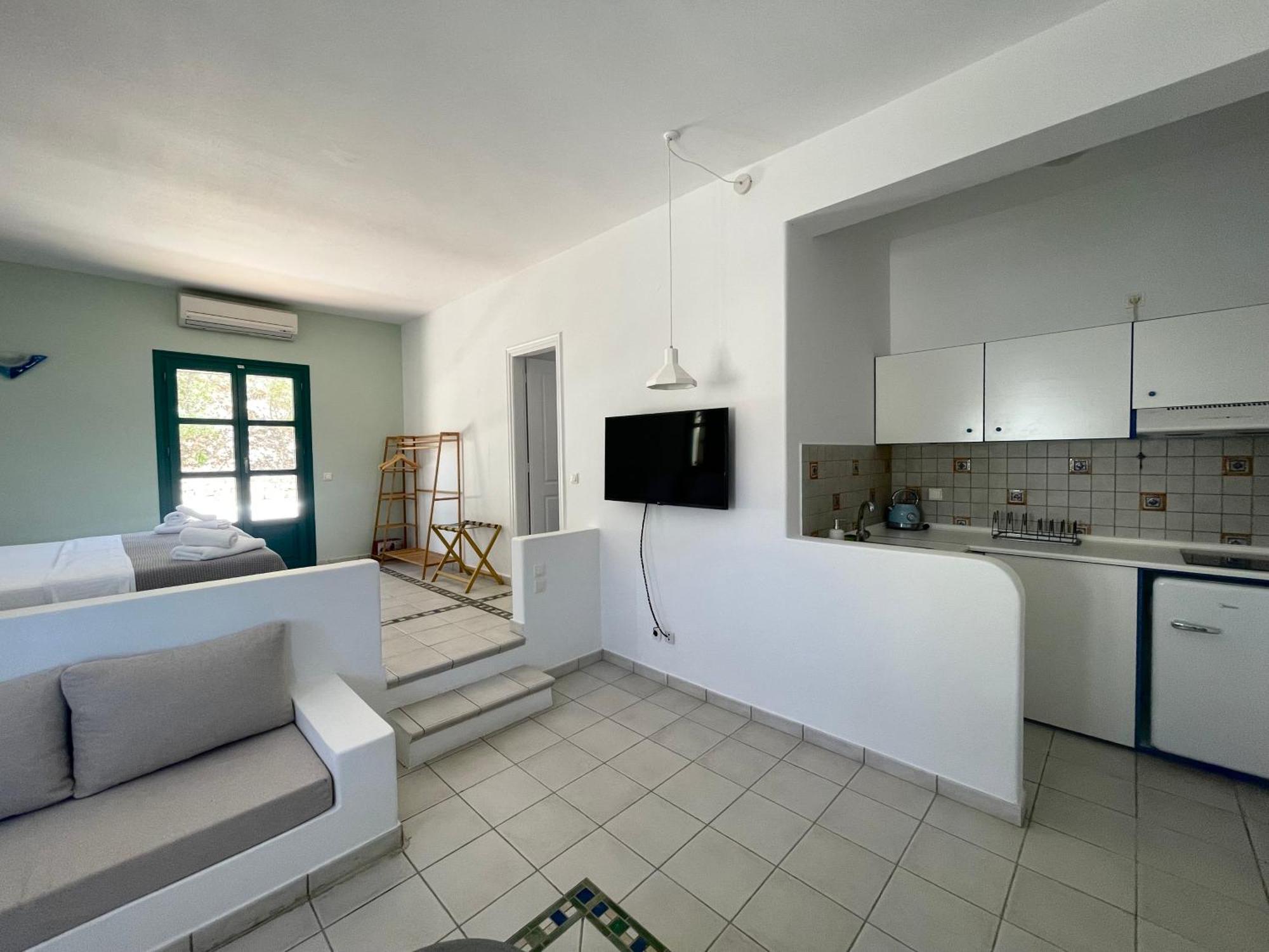 Lipsi Blue Hotel Ngoại thất bức ảnh